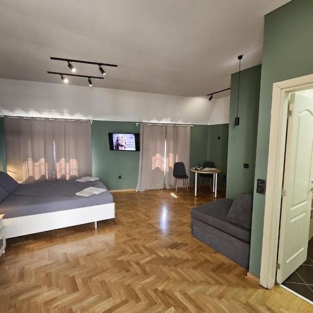 Aleksei Apartmani Belgrade Luaran gambar