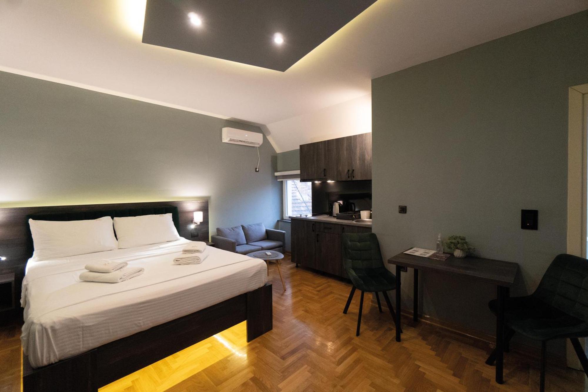 Aleksei Apartmani Belgrade Luaran gambar