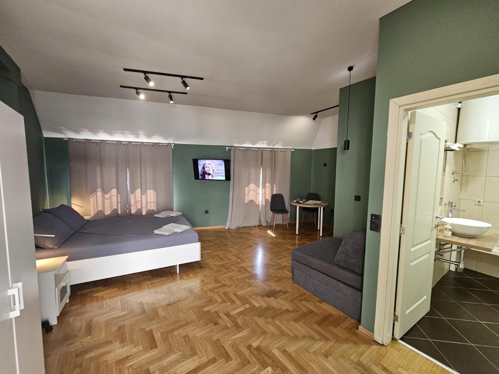 Aleksei Apartmani Belgrade Luaran gambar