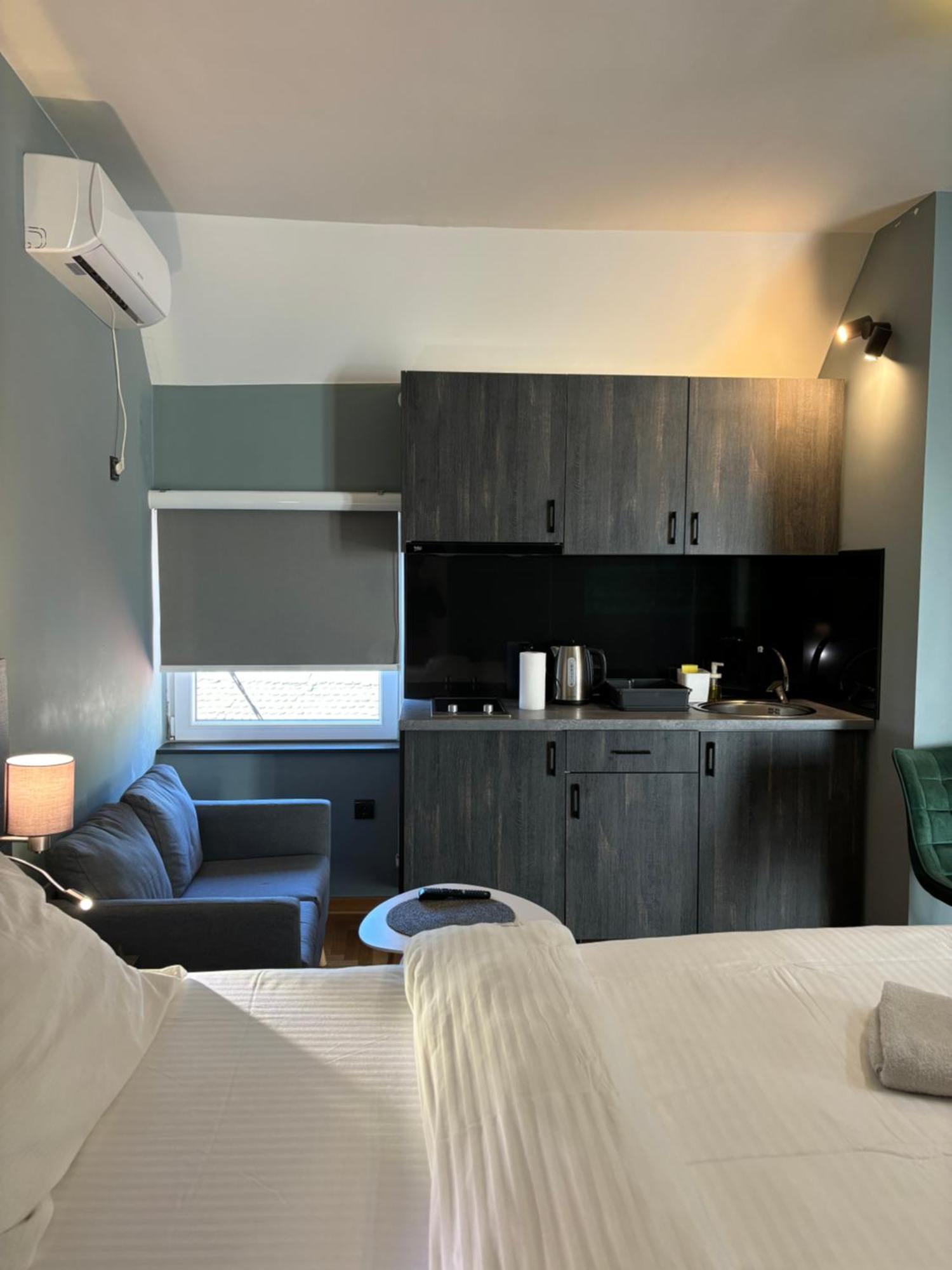 Aleksei Apartmani Belgrade Luaran gambar
